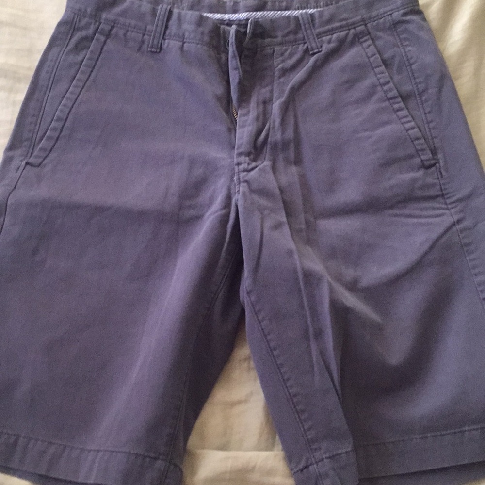 31 waist khaki shorts grey